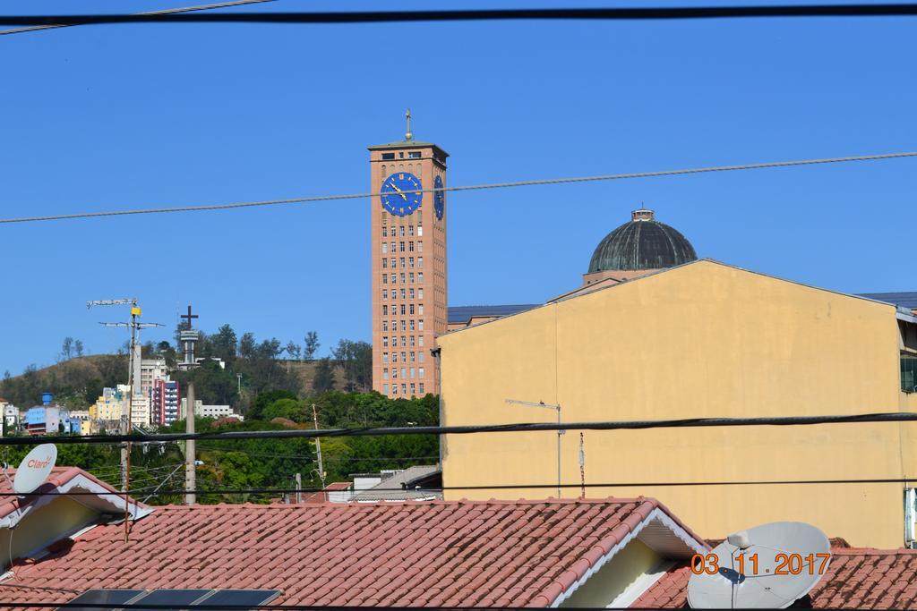 Hospedaria Servos De Maria Aparecida  Esterno foto