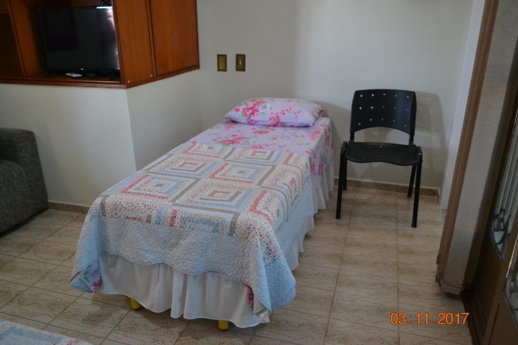 Hospedaria Servos De Maria Aparecida  Esterno foto